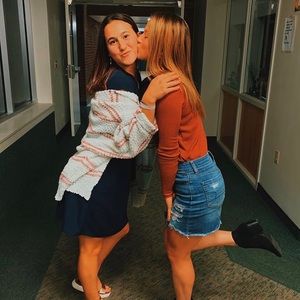 Meet your Posher, Emma